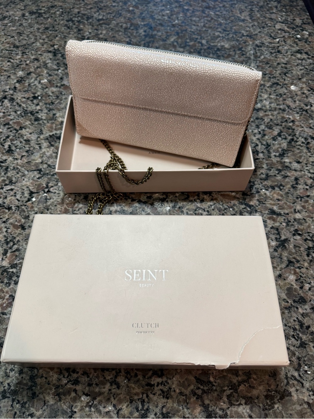 SEINT beauty (FKA) Maskara- light pink Textured Leather Clutch with Chain